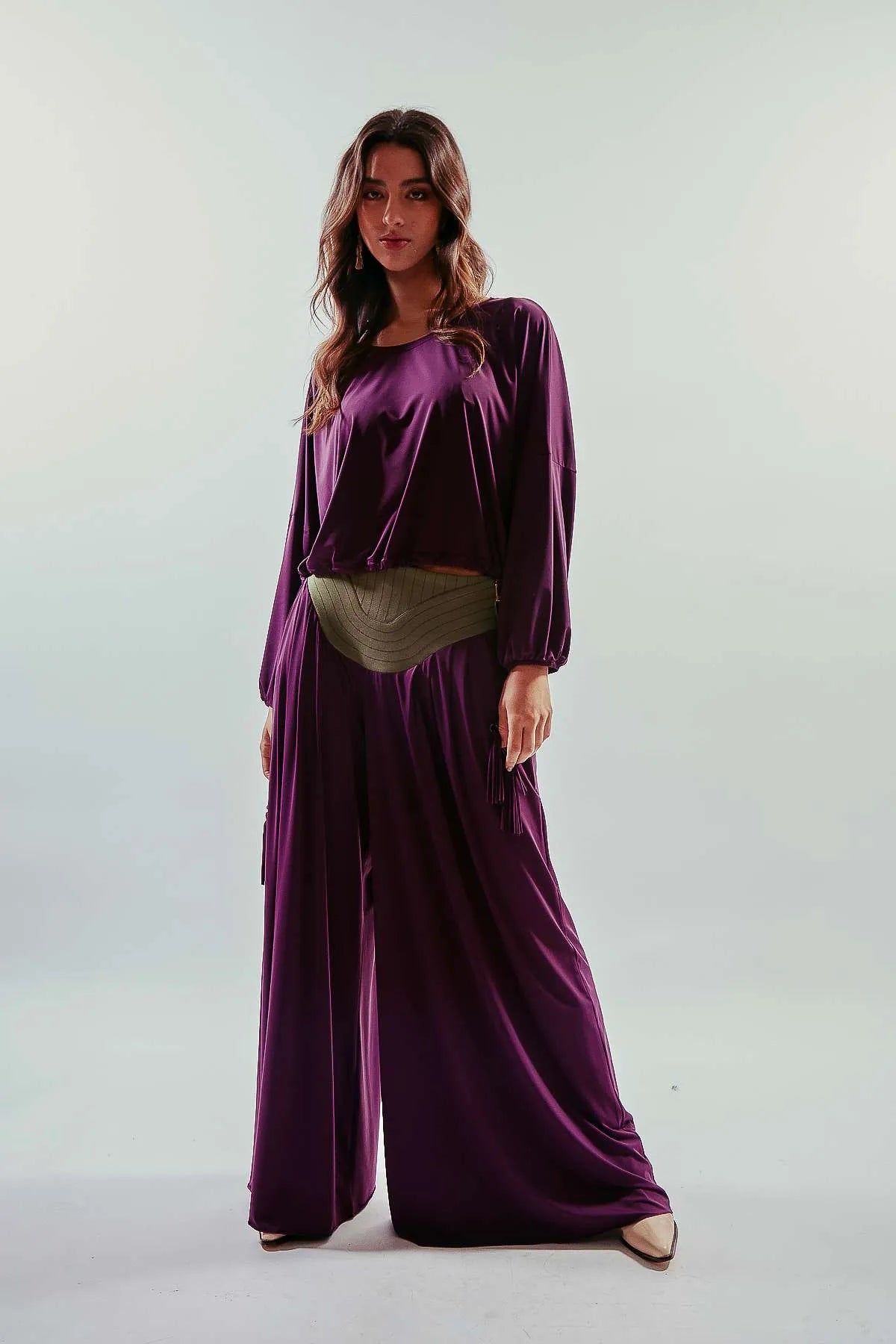 Pantalón largo pata elefante morado y verde en cintura