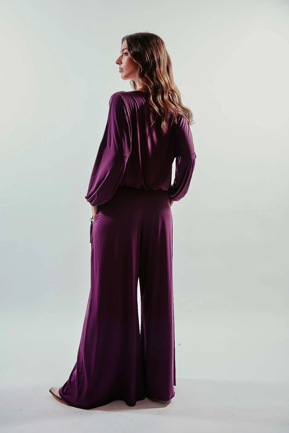 Pantalón largo pata elefante morado y verde en cintura