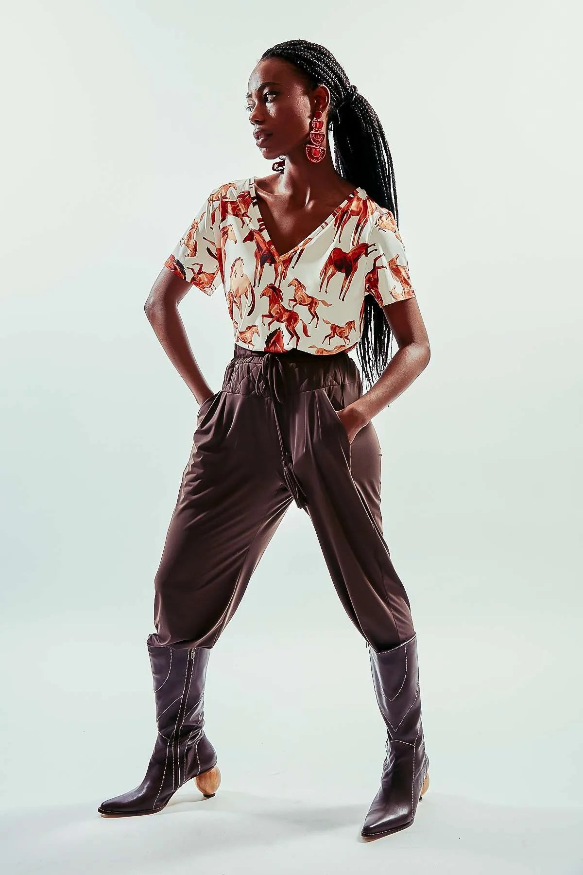 Camiseta manga corta estampa caballos